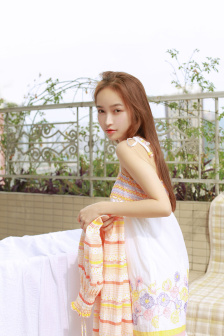 年轻朋友的妻子3未删减版