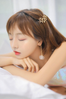 乌克兰大但人文艺术摄影师是谁